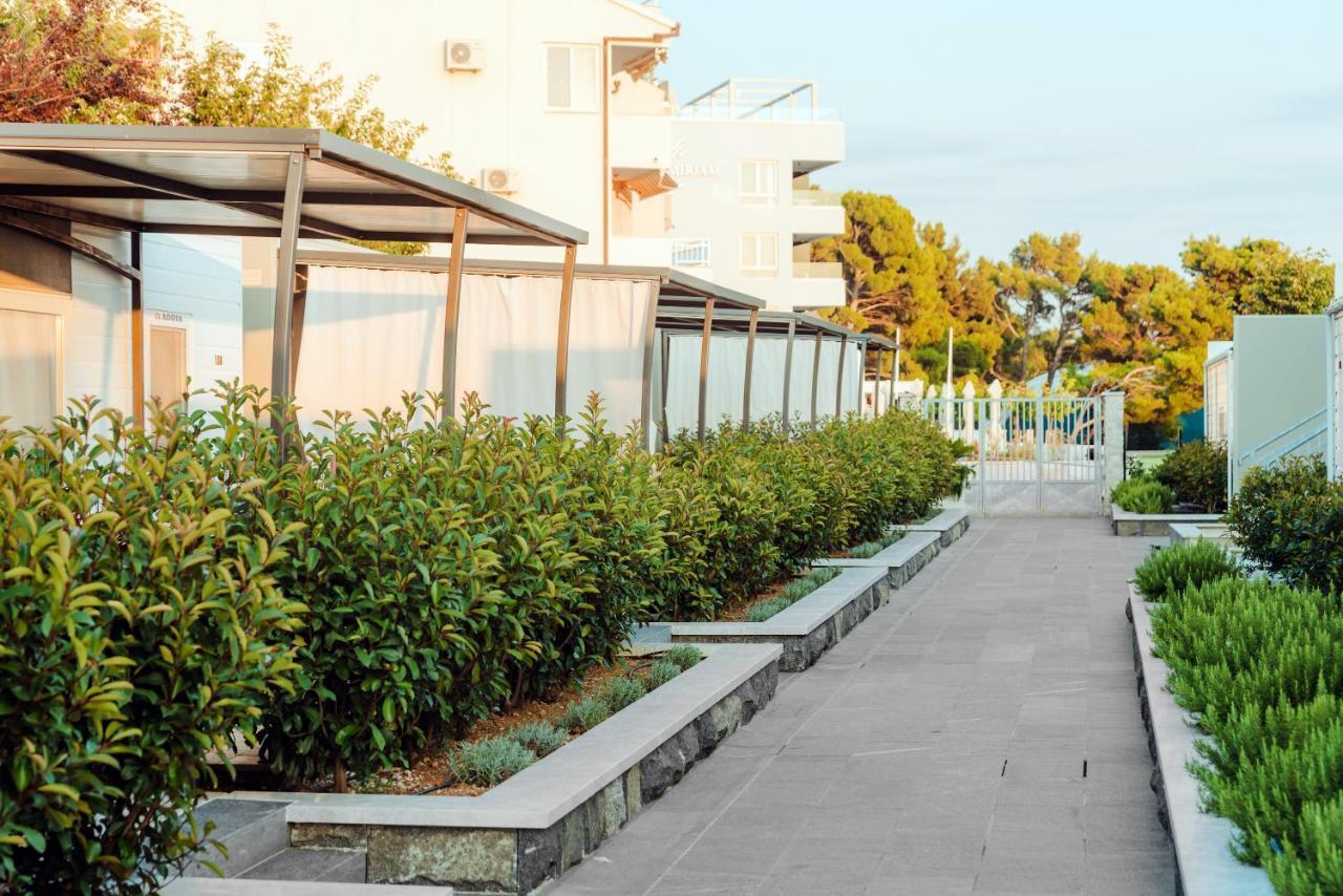Poseidon Mobile Home Resort Makarska Exterior foto
